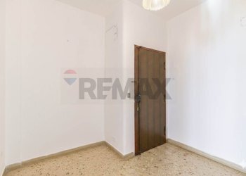 Stanza vuota - Appartamento Via Fimia
 
18, Catania - foto 8