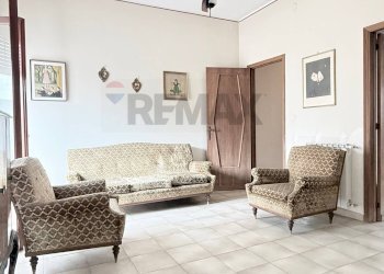 Soggiorno - Villa via tenente scuderi
 
4, 6, Zafferana Etnea - photo 29