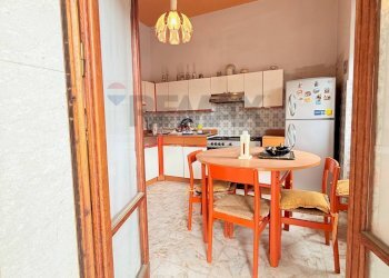 Sala da pranzo - Villa via tenente scuderi
 
4, 6, Zafferana Etnea - photo 53