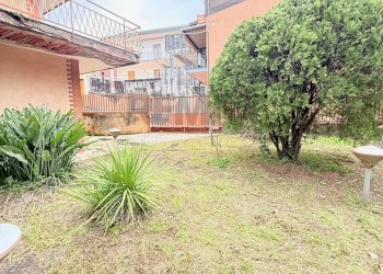 Giardino - Villa via tenente scuderi
 
4, 6, Zafferana Etnea - photo 59