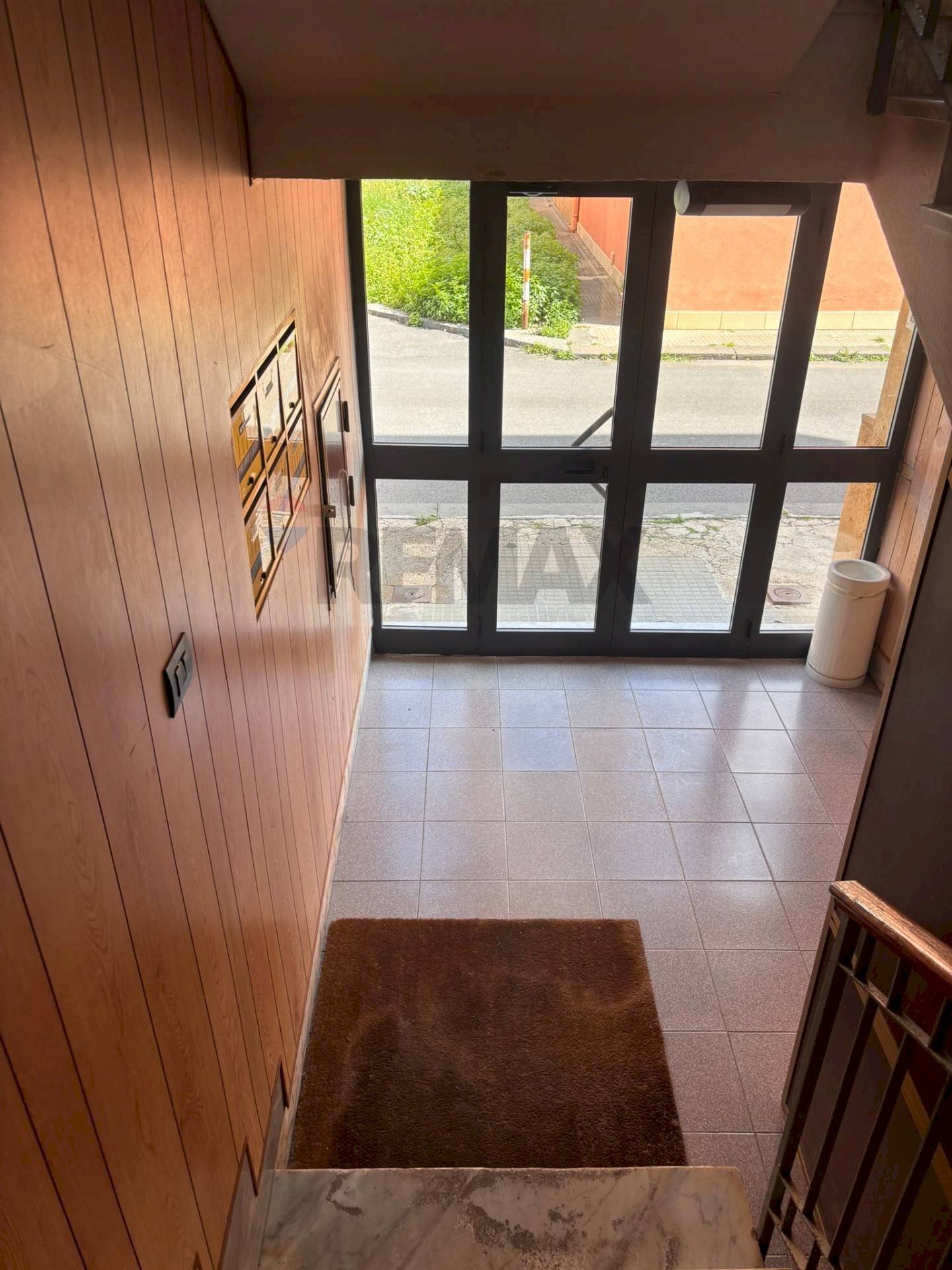 Hall / corridoio - Four-room apartment via soccorso scala A INT 3, Augusta - photo 2