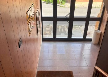 Hall / corridoio - Four-room apartment via soccorso scala A INT 3, Augusta - photo 2