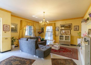 Soggiorno - Appartamento via Bari
 
4, San Giovanni la Punta - foto 3