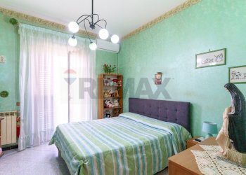 Camera / camera da letto - Appartamento via Bari
 
4, San Giovanni la Punta - foto 8