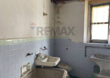 Bagno - Casa semi indipendente Via Lavina
 
219, Aci Sant'Antonio - foto 9