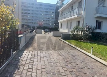 Edificio all\'aperto - Box via pietro rondoni
 
1, Milano - foto 11