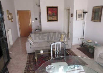 Soggiorno - Appartamento Via Senatore Avvocato Edoardo Di Giovanni
 
74, Siracusa - foto 1