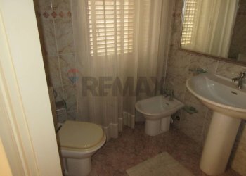 Bagno - Appartamento Via Senatore Avvocato Edoardo Di Giovanni
 
74, Siracusa - foto 13