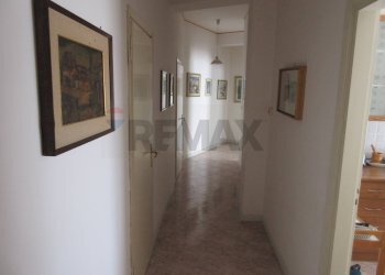 Hall / corridoio - Appartamento Via Senatore Avvocato Edoardo Di Giovanni
 
74, Siracusa - foto 31