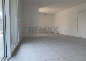 Stanza vuota - Four-room apartment Piazza Libertà, Stezzano - photo 15