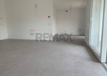 Stanza vuota - Quadrilocale Pzza Libertà, Stezzano - foto 2