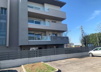 Edificio all\'aperto - Quadrilocale Via Mascagni, Lallio - foto 26