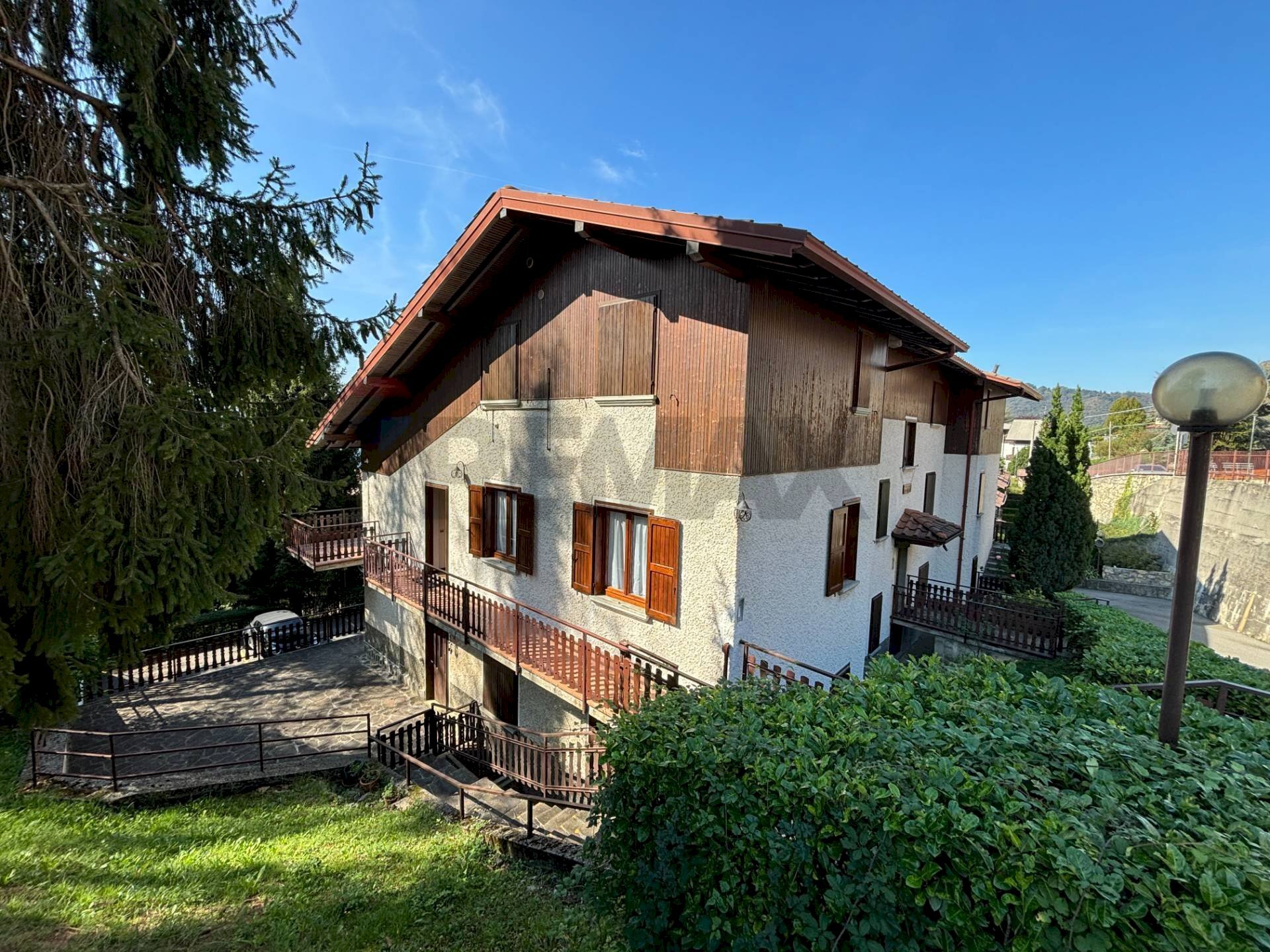 Casa all\'aperto - Trilocale via papa giovanni
 
1, Costa Serina - foto 1