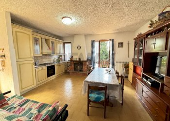 Sala da pranzo - Trilocale via papa giovanni
 
1, Costa Serina - foto 11