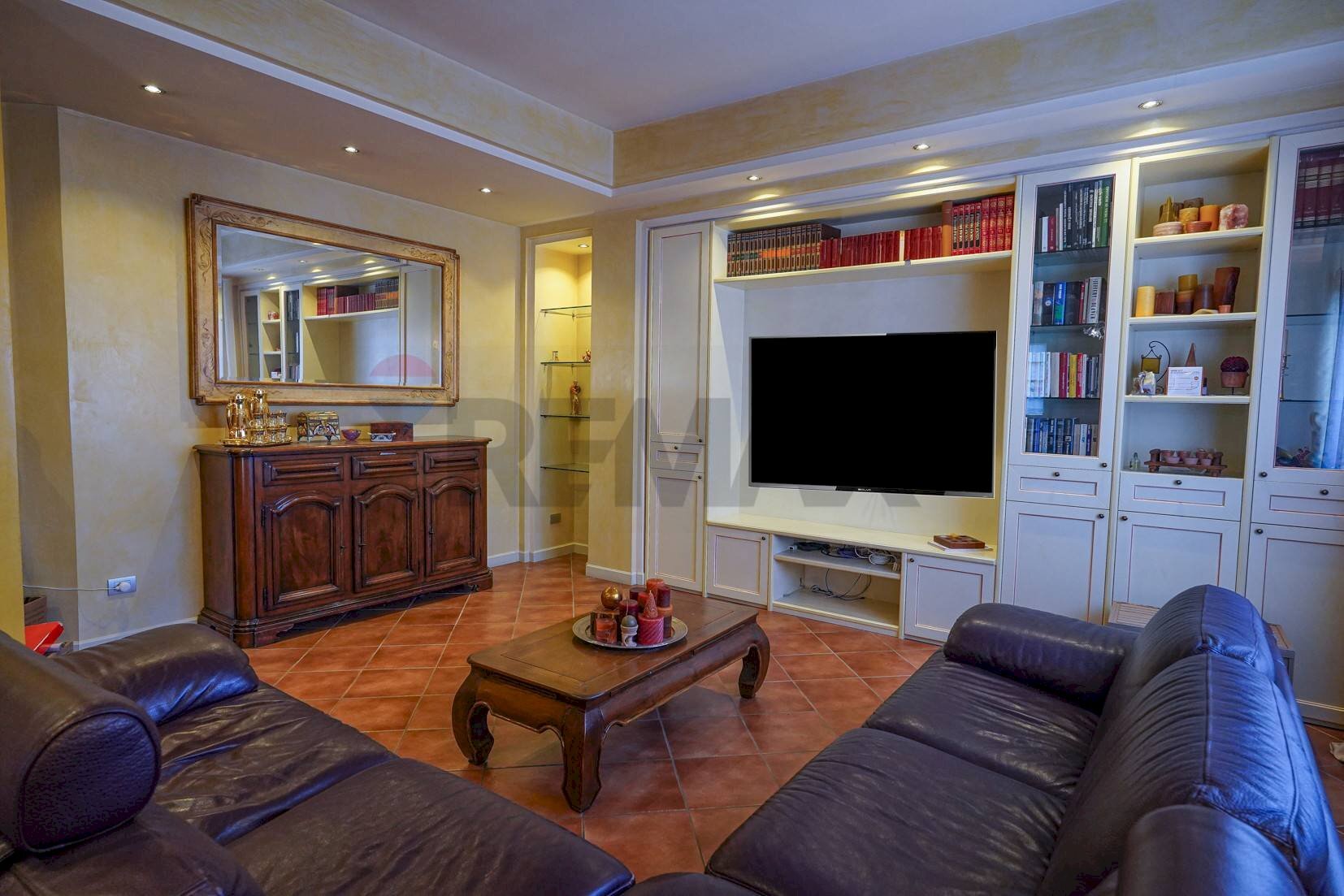 Soggiorno - Quadrilocale Via Ariosto
 
2, Stezzano - foto 3