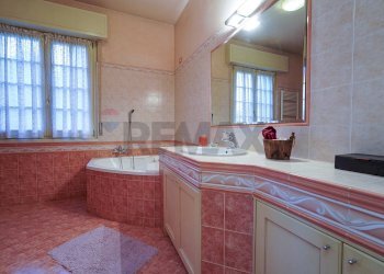 Bagno - Four-room apartment Via Ariosto
 
2, Stezzano - photo 19