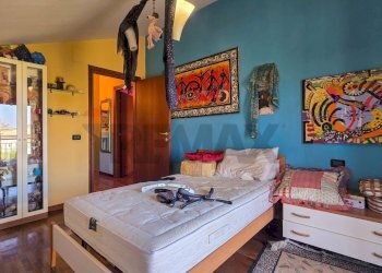 Camera / camera da letto - Terraced Villa Strada Colle San Donato
50, Pescara - photo 49