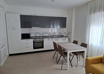 Cucina - Three-room apartment Via Pirago
 
32, Longarone - photo 1