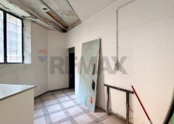 Lavanderia - Negozio Piazza Roma
 
13, Camerano - foto 7