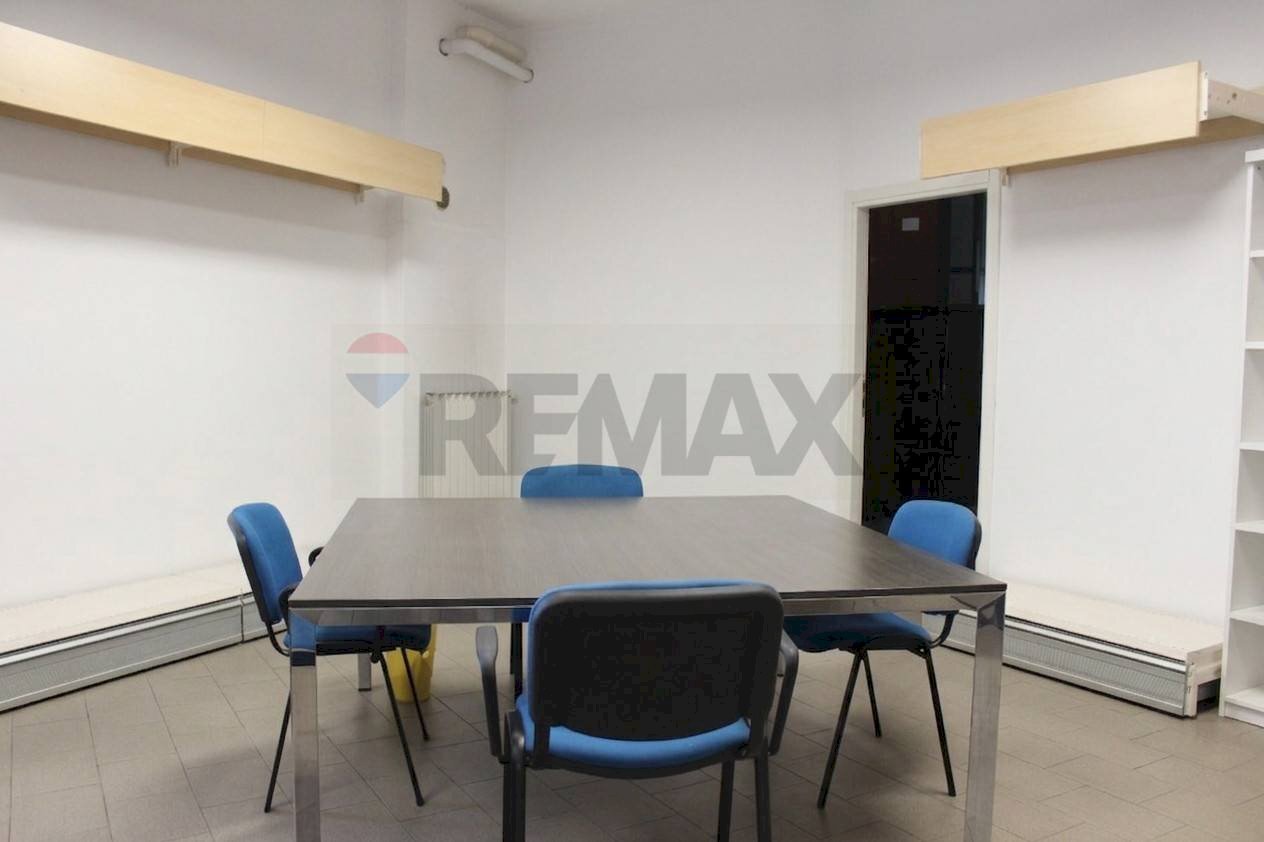 Sala da pranzo - Commercial Premises via moroni, Ponteranica - photo 3