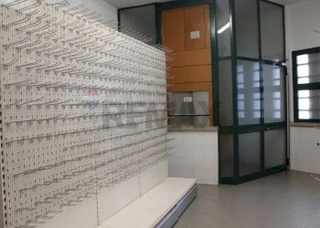 Ricezione / Lobby - Commercial Premises via moroni, Ponteranica - photo 8