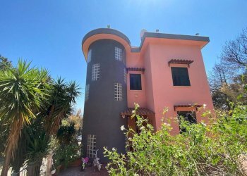 Foto 1 - Villa Stradale Bellolampo
 
4700, Palermo - photo 1