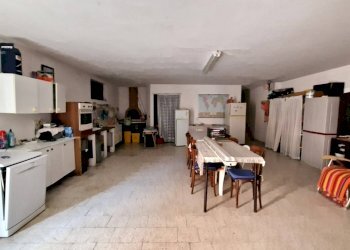 Foto 5 - Stabile - Palazzo Via Quintiliano
 
15, San Nicandro Garganico - foto 5