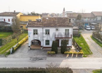 Casa all\'aperto - Independent house Frazione Frescarolo
 
76, Busseto - photo 1
