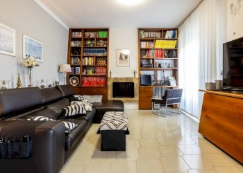 Soggiorno - Independent house Frazione Frescarolo
 
76, Busseto - photo 9