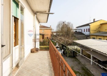 Balcone - Independent house Frazione Frescarolo
 
76, Busseto - photo 18