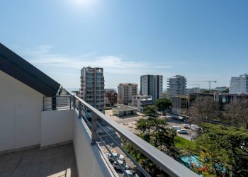 Foto 14 - Attic Piazza Brescia
 
15-17, Jesolo - photo 14