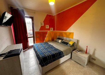 Camera / camera da letto - Two-room apartment Ceppaloni - photo 11