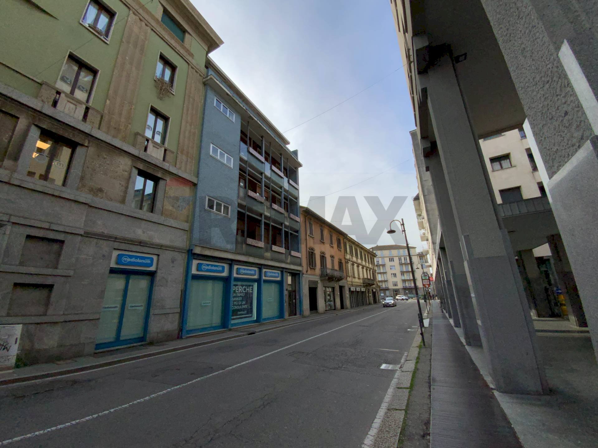 Edificio all\'aperto - Office via Crespi
 
1, Busto Arsizio - photo 1