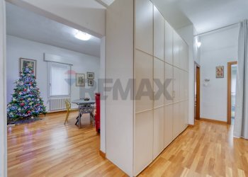 Hall / corridoio - Casa indipendente Via Ugo Bassi
 
24, Venezia - foto 6