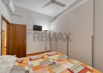 Camera / camera da letto - Casa indipendente Via Ugo Bassi
 
24, Venezia - foto 14