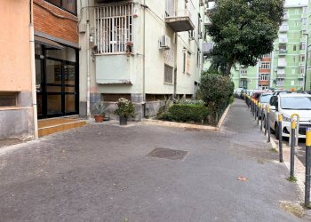 Edificio all\'aperto - Trilocale Via Rocco Jemma
 
3, Napoli - foto 2