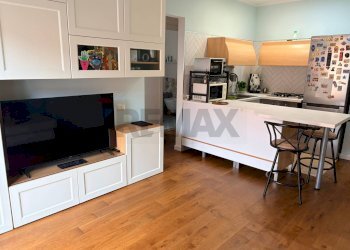 Sala da pranzo - Trilocale Via Rocco Jemma
 
3, Napoli - foto 15