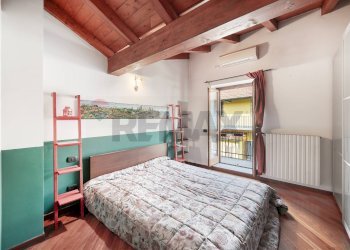 Camera / camera da letto - Two-room apartment via Nazario Sauro
 
160, Brugherio - photo 16