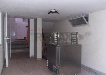 Hall / corridoio - Locale Commerciale Via Roma
32 e 34, Fregona - foto 33