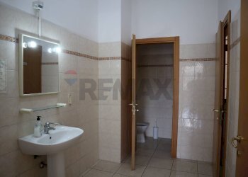 Bagno - Laboratory C.so Vitt.Veneto, Ragusa - photo 19