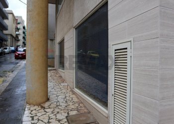 Terrazza - Commercial Premises via Sac.Giov. di Giacomo
 
12/14, Ragusa - photo 3