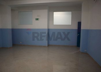 Stanza vuota - Commercial Premises via Sac.Giov. di Giacomo
 
12/14, Ragusa - photo 10