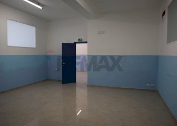 Stanza vuota - Commercial Premises via Sac.Giov. di Giacomo
 
12/14, Ragusa - photo 16