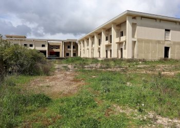 Edificio all\'aperto - Locale Commerciale C.da Monachella, Ragusa - foto 1