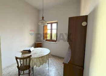 Sala da pranzo - Semi-detached house VIA ALTOFONTE VILLACIAMBRA
 
24, Monreale - photo 18