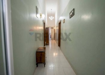 Hall / corridoio - Casa indipendente Trepuzzi - foto 7