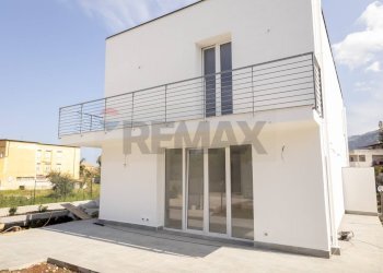 Terrazza - Quadrilocale Via magellano, Carini - foto 3