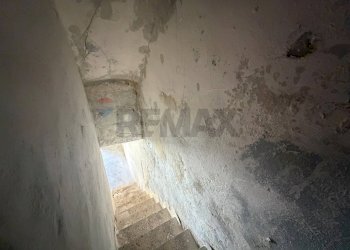 Scale - Independent house Via Gaetano Ventimiglia
 
58, Terrasini - photo 9