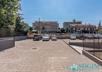 PARTI COMUNI - Box via trento
 
2, Mariano Comense - foto 5