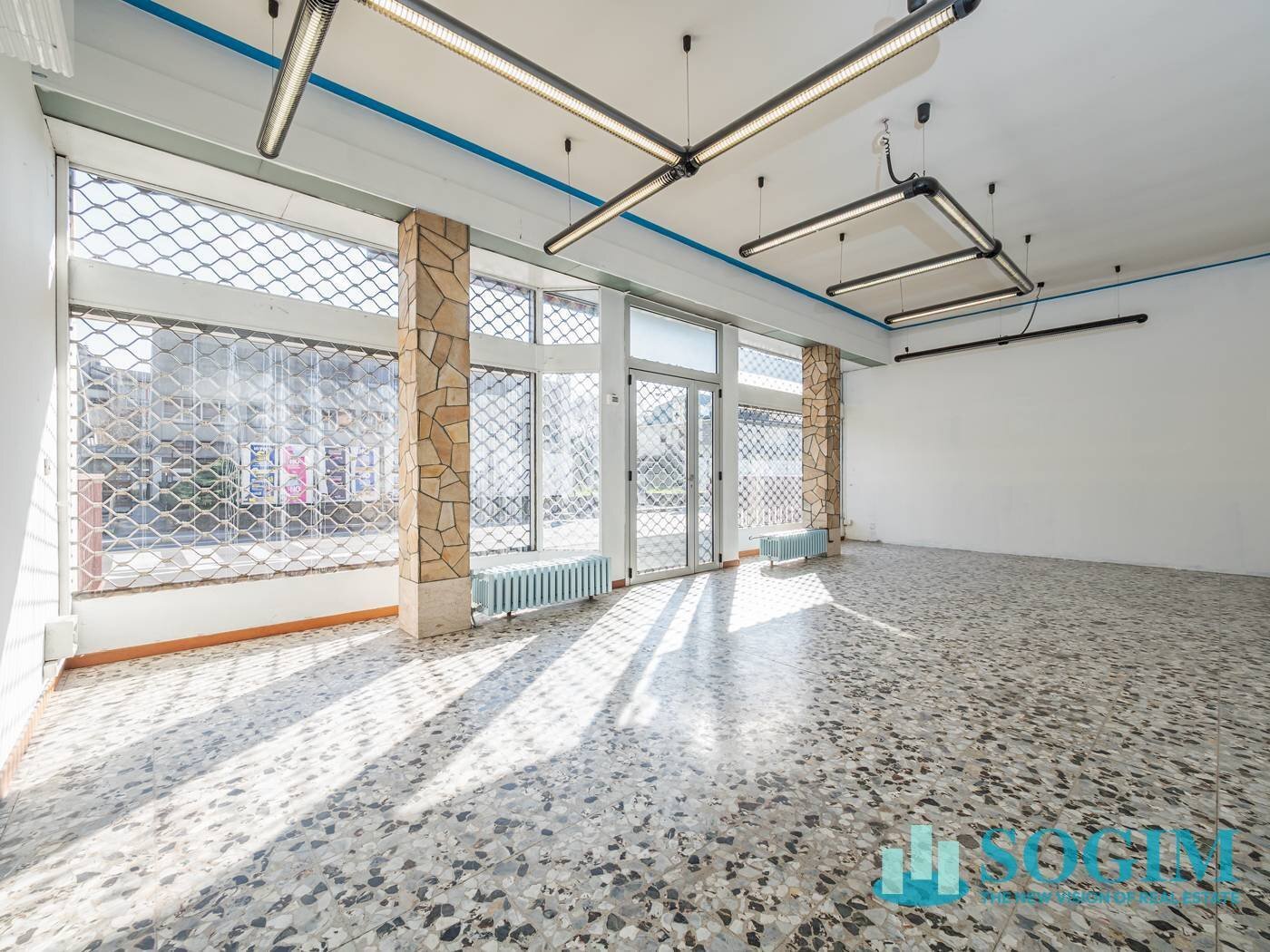 Foto 1 - Locale Commerciale Via Varesina, Como - foto 1